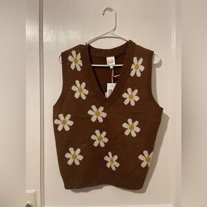 XL Sweater Vest, no sleeves, Brown with Flowers